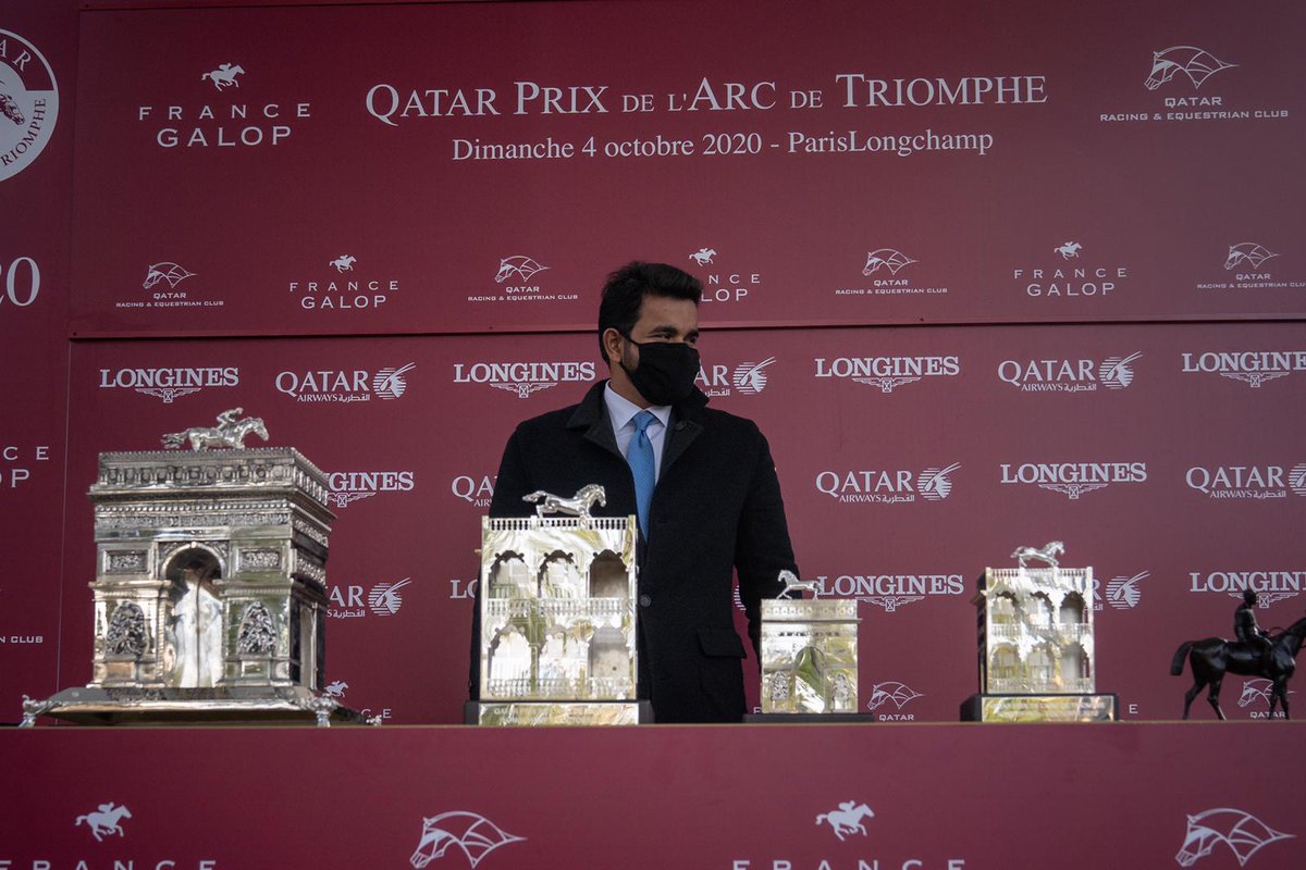 AlkassTVSports's tweet photo. صور من مراسم التتويج في مهرجان #جائزة_قطر_قوس_النصر للفروسية بفرنسا بحضور سمو الشيخ محمد بن خليفة ال ثاني، وسعادة الشيخ جوعان بن حمد ال ثاني وسعادة الشيخ جوعان بن حمد آل ثاني #QPAT #QAWC @Q_REC https://t.co/Zg0CQClanl