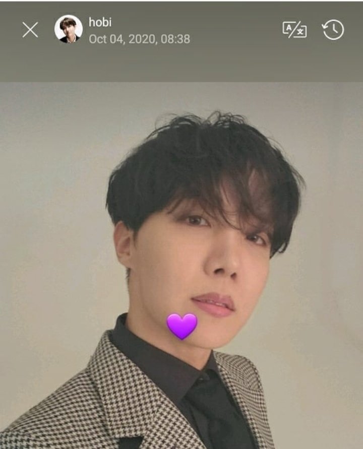 BTS_HN7's tweet photo. [WEVERSE] @BTS_twt

Hobi actualización  que hemoso esta 🥰💜

JeonEmy🐰🐣💜

#KCAMexico #btsarmy  #kcaméxico2020 #weversebts #JHOPE #hobiphoto https://t.co/SJ1pvIW97g