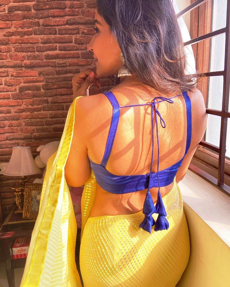 Ejh6rS3U4AEDfrr?format=jpg&name=medium