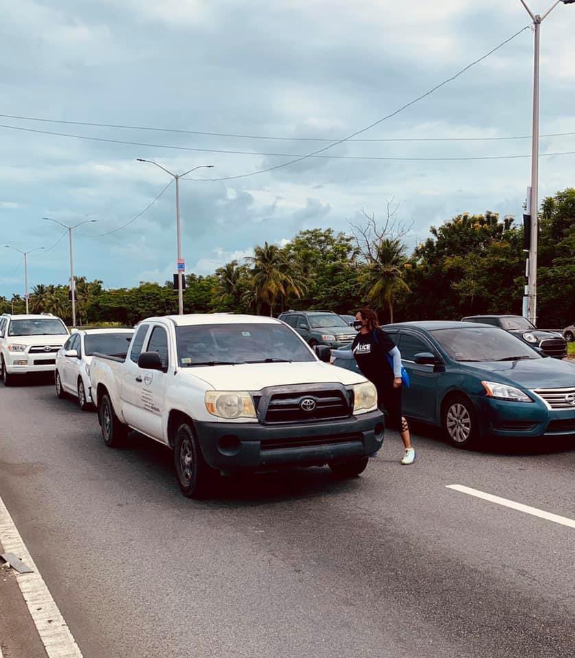 AliceGPerez's tweet photo. Carro a carro para continuar cerca de nuestra gente. Seguimos haciendo disponible nuestra candidatura al país. 

Equipo de Grandes Ligas: Manuel Alonso 2020 Reginald L Smith Jr. Daniel Lugo Distrito 38 Tiffany Rohena y esta servidora Alice Pérez Fernández.

#AliceSenadora https://t.co/QpzItCmRjs
