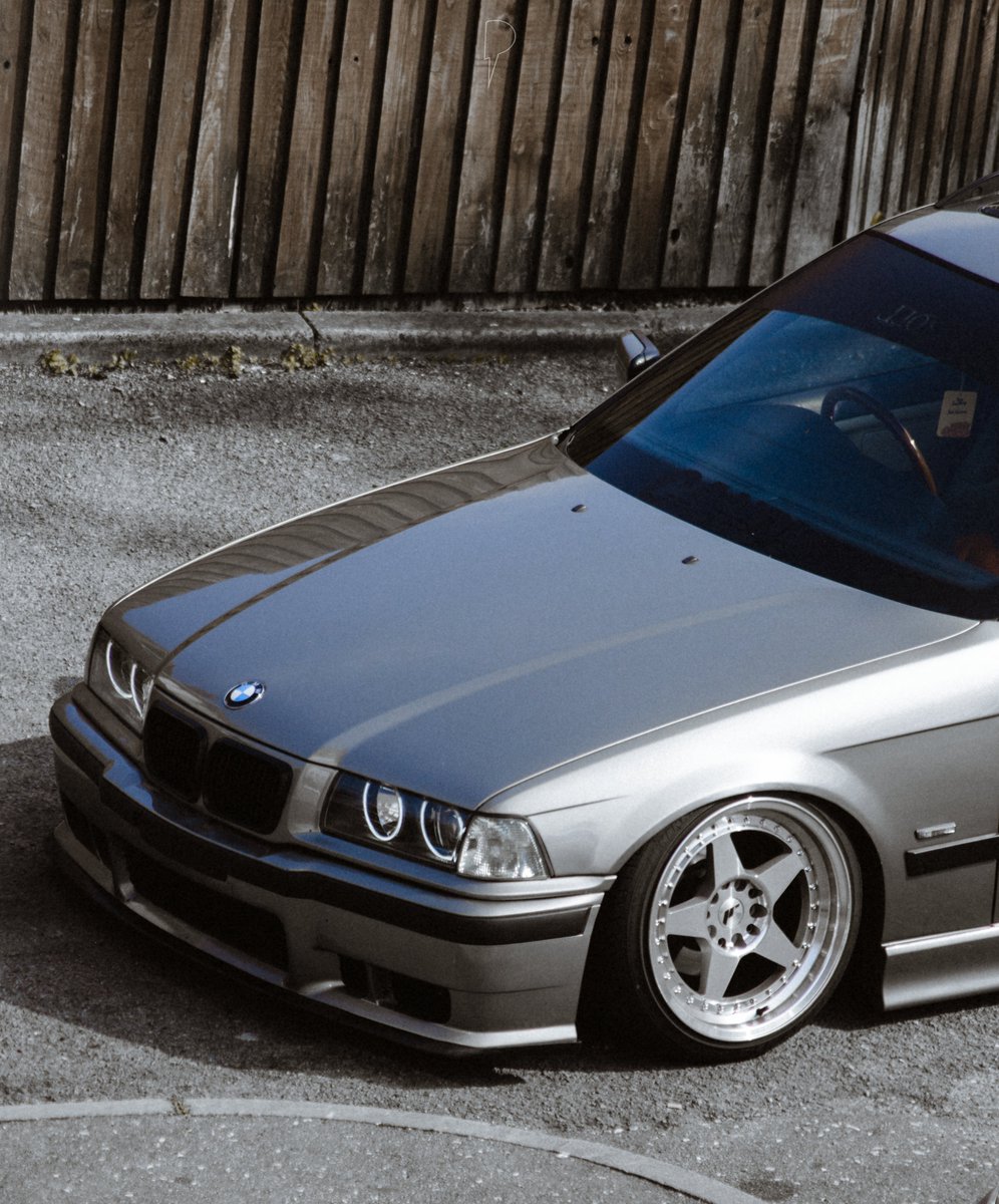 Portfolio4444's tweet photo. #photography #photog #photo #foto #bmw #e36 #e36wagon #stance #slammed #stancecar #bagged #airride #wirral #uk #angel #carphotography #carporn #cars #car #carphotography #carspotting #carlifestyle #automotivephotography #automotive #luxurycars #carshow #carmeet #canon #rebel #t5i https://t.co/MHoWqkCGcS