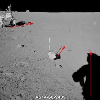 theoryqueery's tweet photo. part 2 of our moon landing special: what’s happening with this footage?? you decide 💩🌈 https://t.co/JVgUkRw3eU

#moonhoax #gay #queer #gayradio #gaypodcast #queerpodcast #moonlanding #conspiracy #conspiracytheory #moonchild #gaytwitter #spillthetea #independentartists #moon https://t.co/8kg7GBhyNg