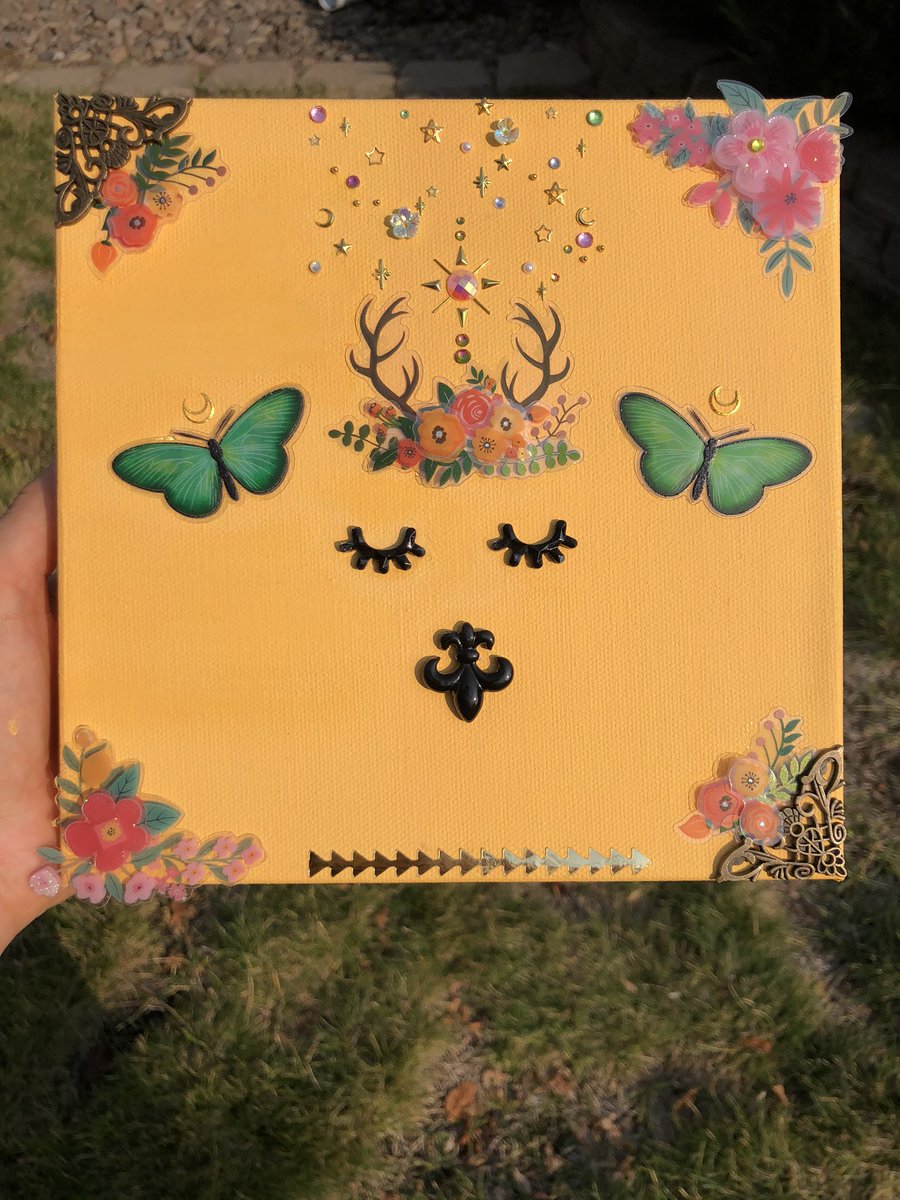 herbivert's tweet photo. Did a little shop update🌞🌲✨
Pastel vibes for this one!
Check it out💛

https://t.co/ODrRMiHumP https://t.co/zyIGuBLiRu