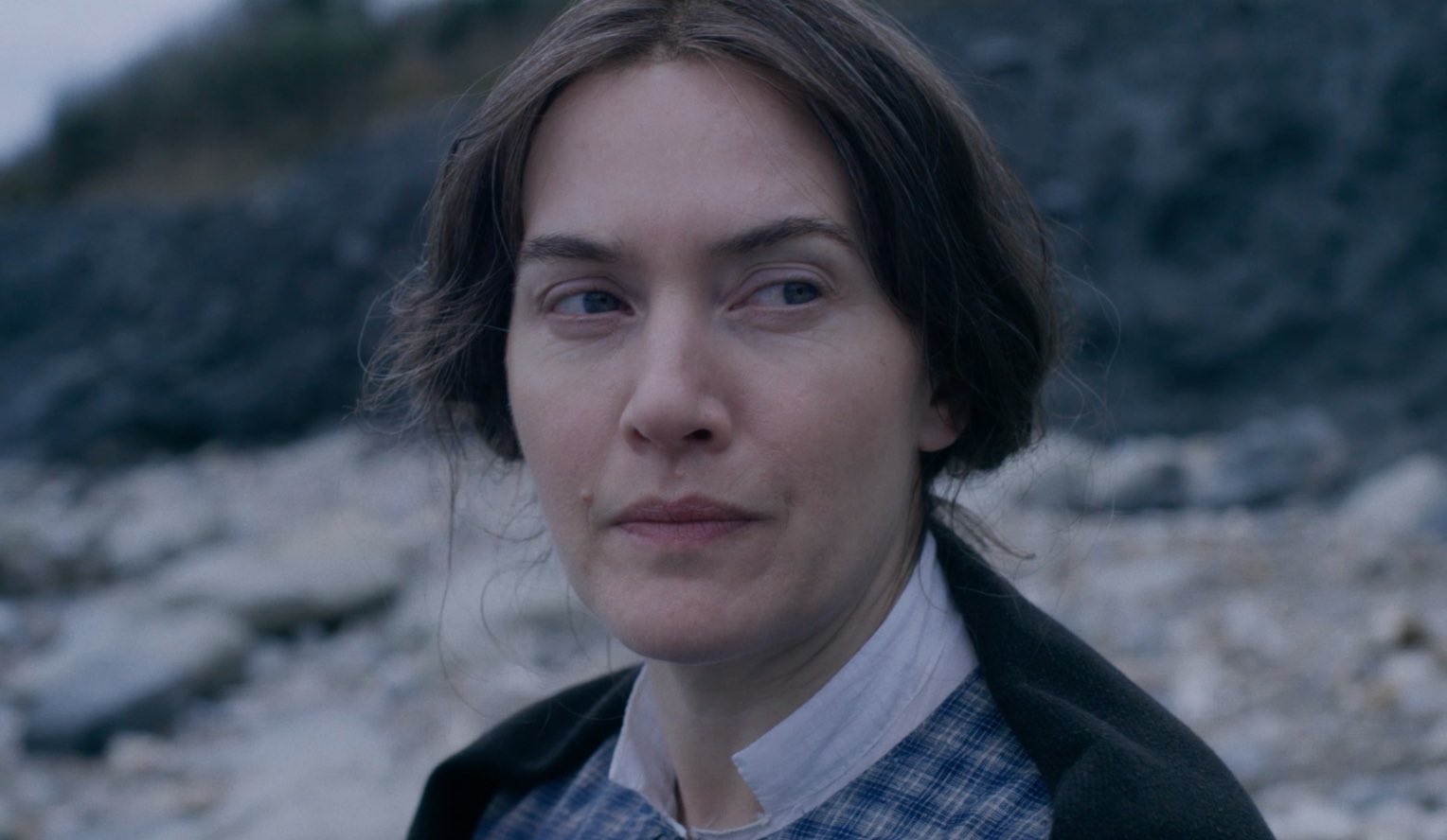 Happy 45th Birthday to the amazingly talented Kate Winslet! 