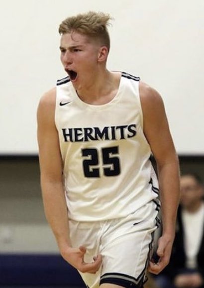 coachkeithbball's tweet photo. 2021 @olympus_sports1 AAU welcomes John Horner (@johnhorner123) of @HermitHoops who’ll b running w/ us this weekend @TheHoopGroup #OctoberJamFest @nooksports he’s in great shape n at 6’7” he can knock down the 3, put it on the floor, shot blocking machine n plays above the rim👇 https://t.co/AAtL8vxBYf