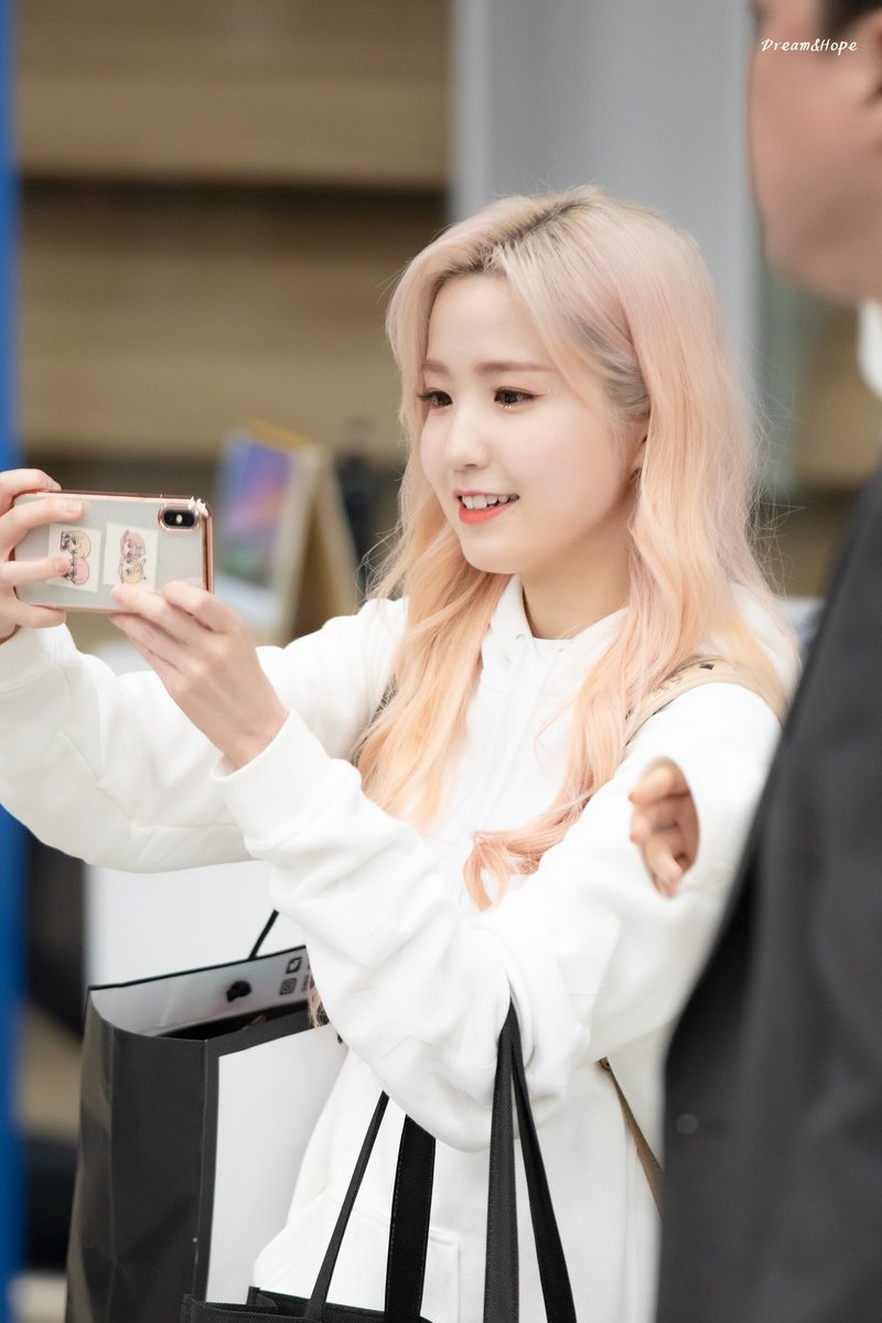 n년전 오늘의 히토미 tweet media