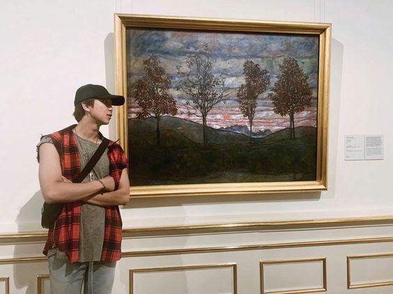 museum dates