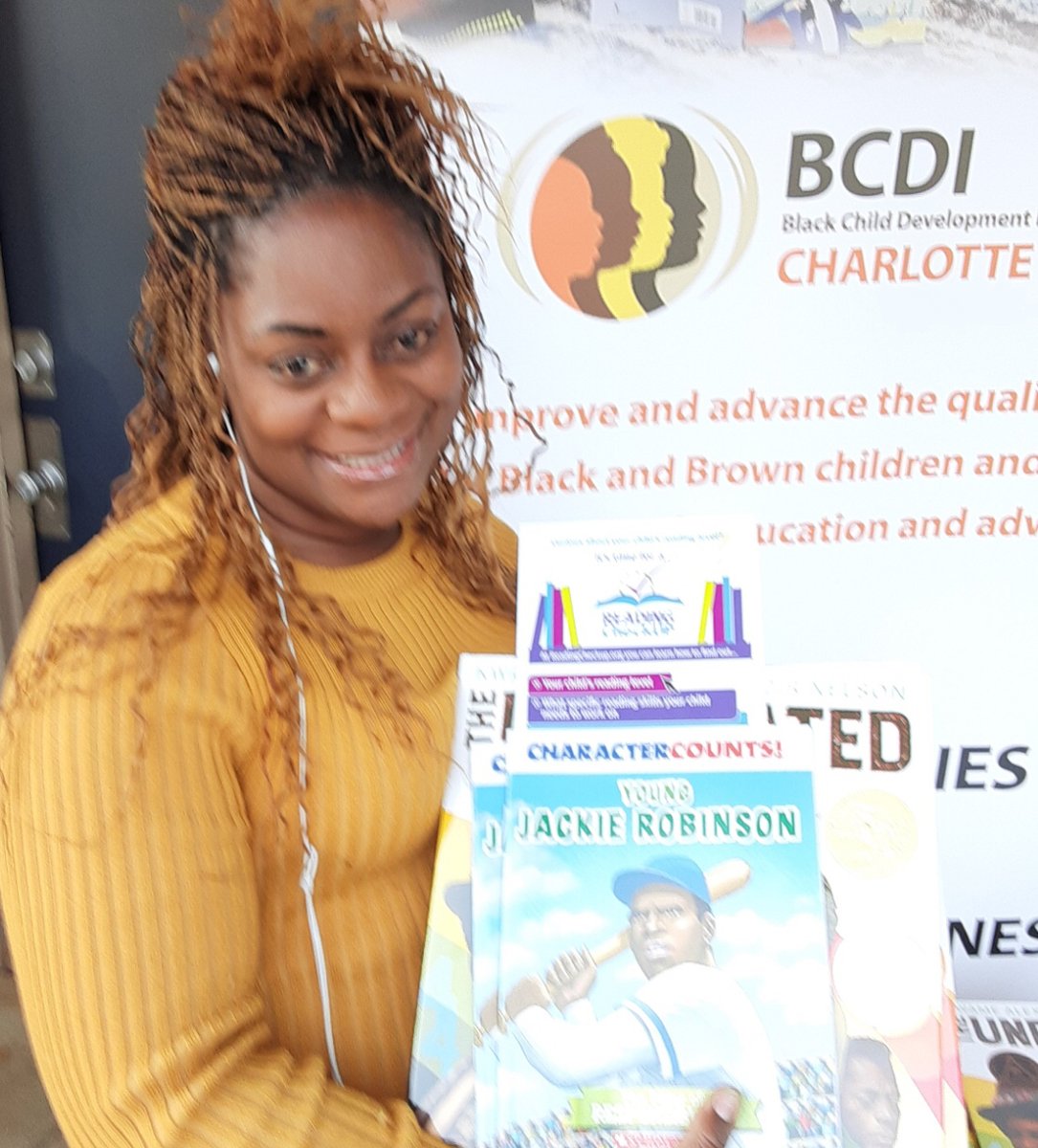 BCDICarolinas's tweet photo. The joy you feel when families that you served months ago approach you and immediately start talking about Grade Level Equivalence and Adult Managed Activities💕 @ReadCLTit works!Our #ParentsWill be the ones to move the needle on #literacy! #ReadingCheckUp @NBCDI #ActiveReading https://t.co/8nhm3so7Kp