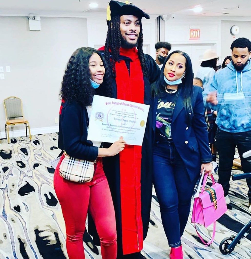 Waka Flocka Flame has received his doctorate degree in Philanthropy and Humanitarianism. 👏🏽 👏🏽
