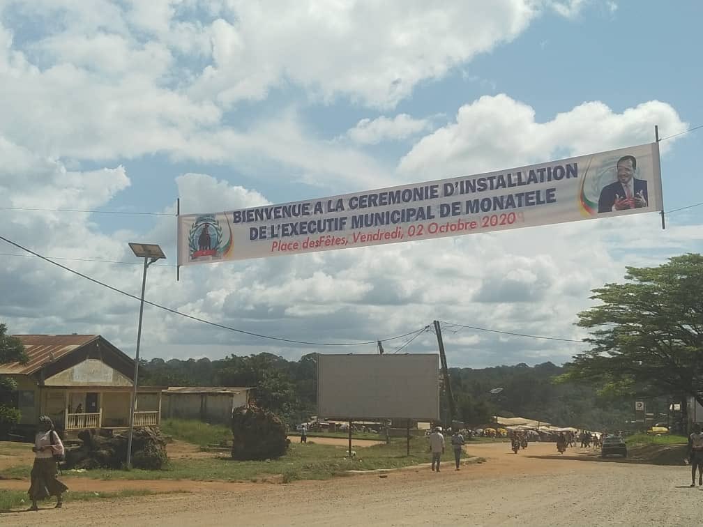 monatele's tweet image. Vendredi dernier, au cours d’une cérémonie riche en émotions de joies, SM @prospermbassi1 a été installé comme #Maire de la ville de @monatele. C’est là le début d’un nouveau souffle de 5 ans pour cette commune @Minddevel @Minjec00237