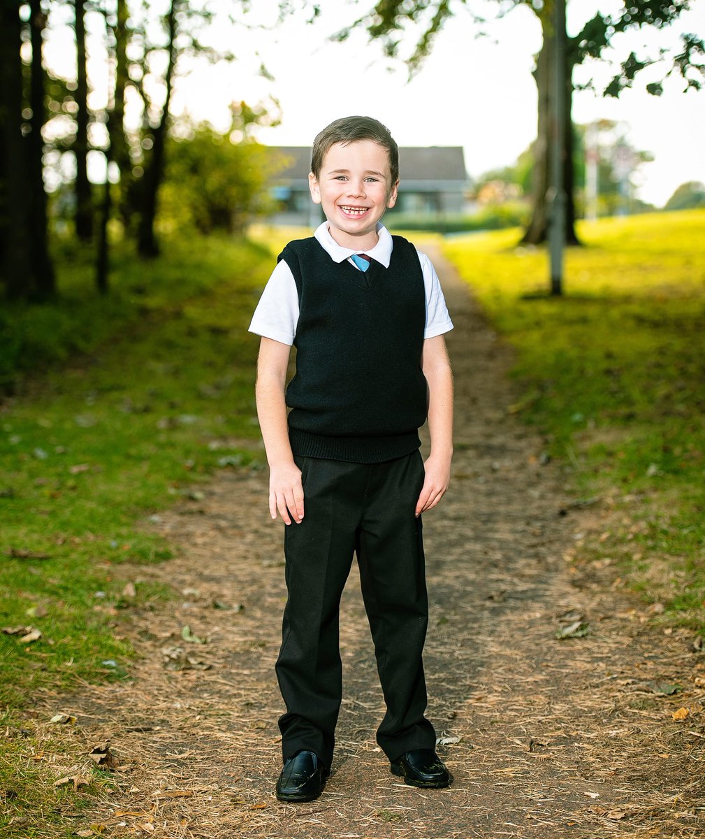 DuffKhadra's tweet photo. We got different kinda school photos done @Kirkcaldywestps @MrsPMarshall1 @MichelleCanni18 https://t.co/FLYnNlEskE