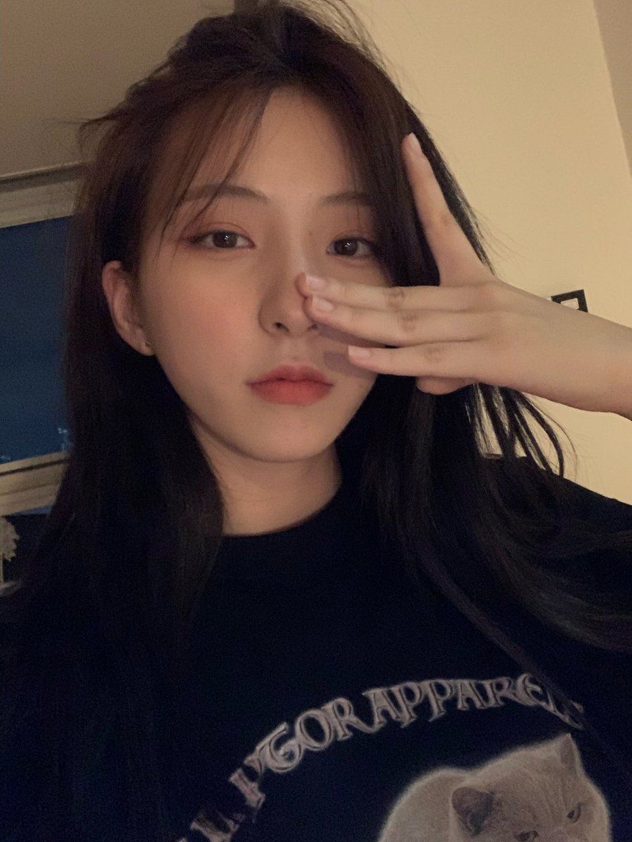 우주소녀 tweet media