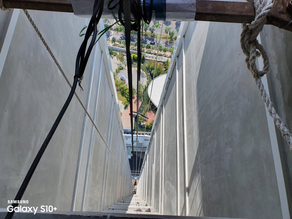 aldojulian77's tweet image. east side area void galaxy apartemen. 
*Damn so high this building 😳 
#GalaxyProject #kerjo #nguli