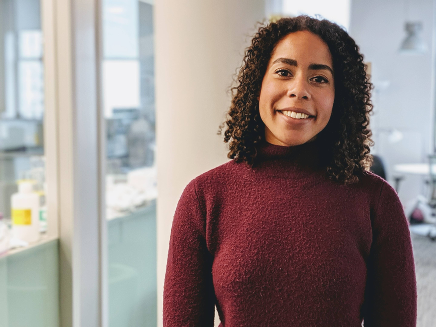 MontclareLabs's tweet photo. Cicely Shillingford is a PhD student @nyutandon  chemistry dept. Her research focuses on the self-assembly &amp; crystallization of colloids. Read her feature below. 

https://t.co/DK0SkyXkLK

#AAAS #scicomm #SciEngage #PhD #project365 #365today #chemistry #stem #BLM #Citeblackwomen https://t.co/oL9at2FAcx