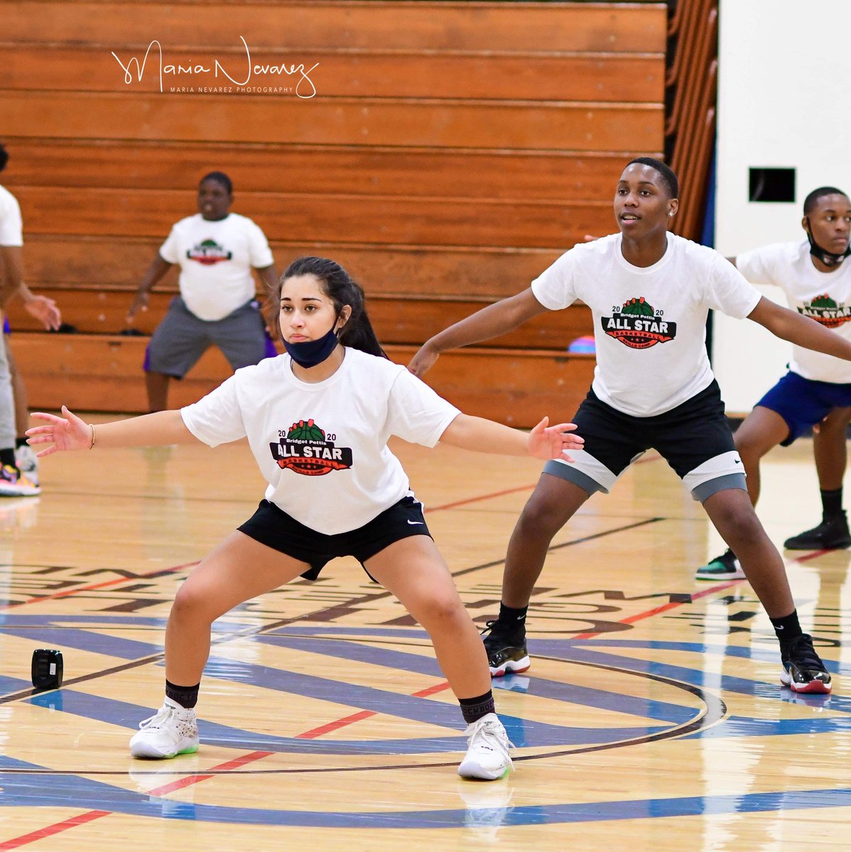 mireyna1970's tweet photo. Busy weekend... Bridget Pettis All-Star Basketball Camp
@brigonzalez711 
Action photos courtesy of @MariaNevarez80 https://t.co/AvedlcsXYk