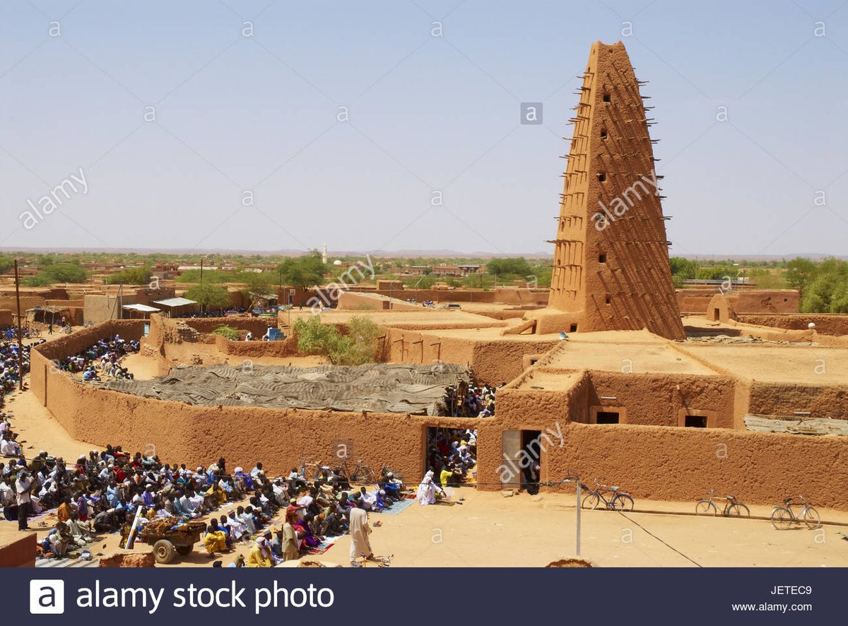 Niger:The Agadez Mosque is the tallest mudbrick/adobe structure in the world, built with the very distinctive "Sudanic" architectural style! The mosque was built in 1515 as part of the Songhay Empire.