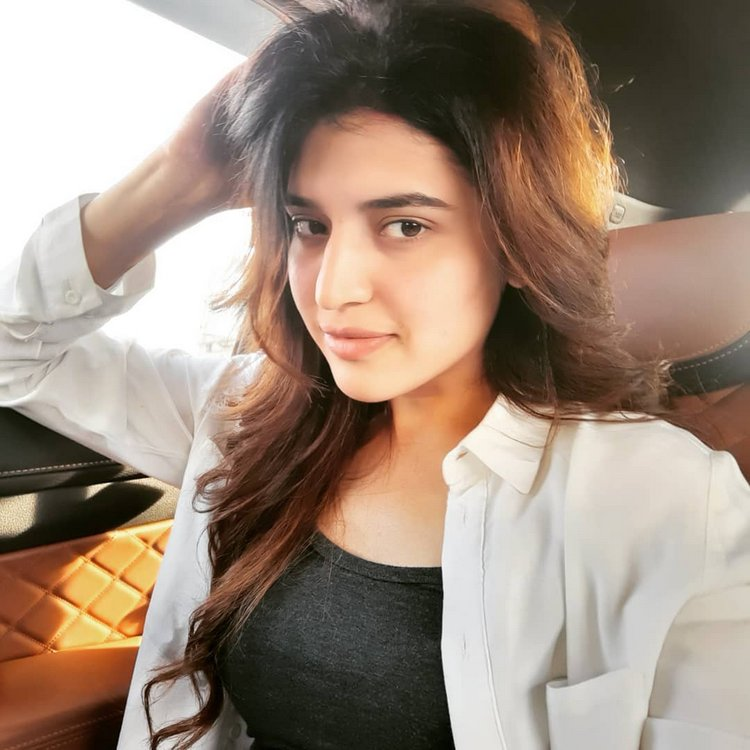 EjiN6P9U4AEw6mY?format=png&name=900x900