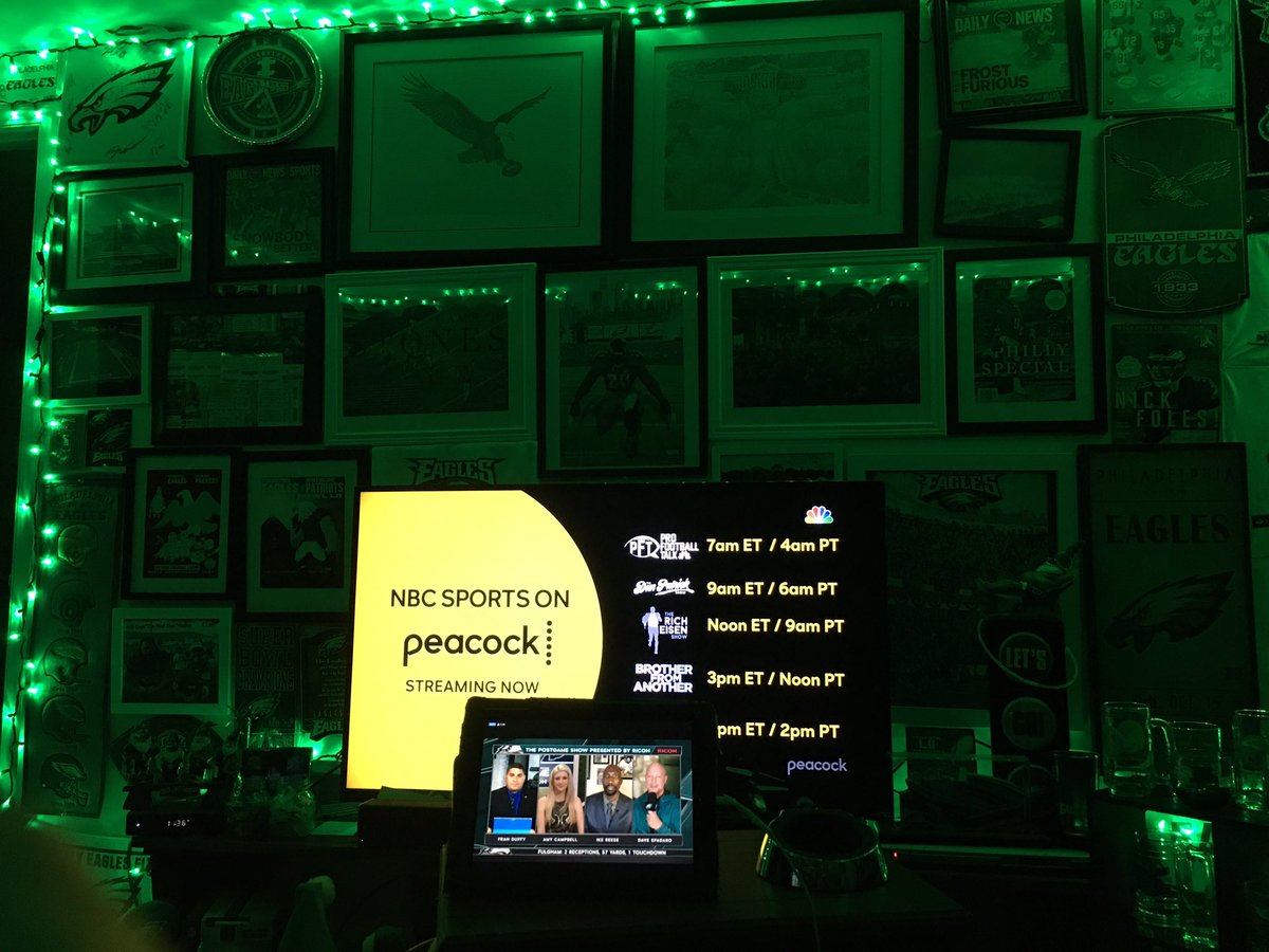 CLeeOaktonVa's tweet image. Postgame show with the #IkeJuice flowing!!! #FlyEaglesFly