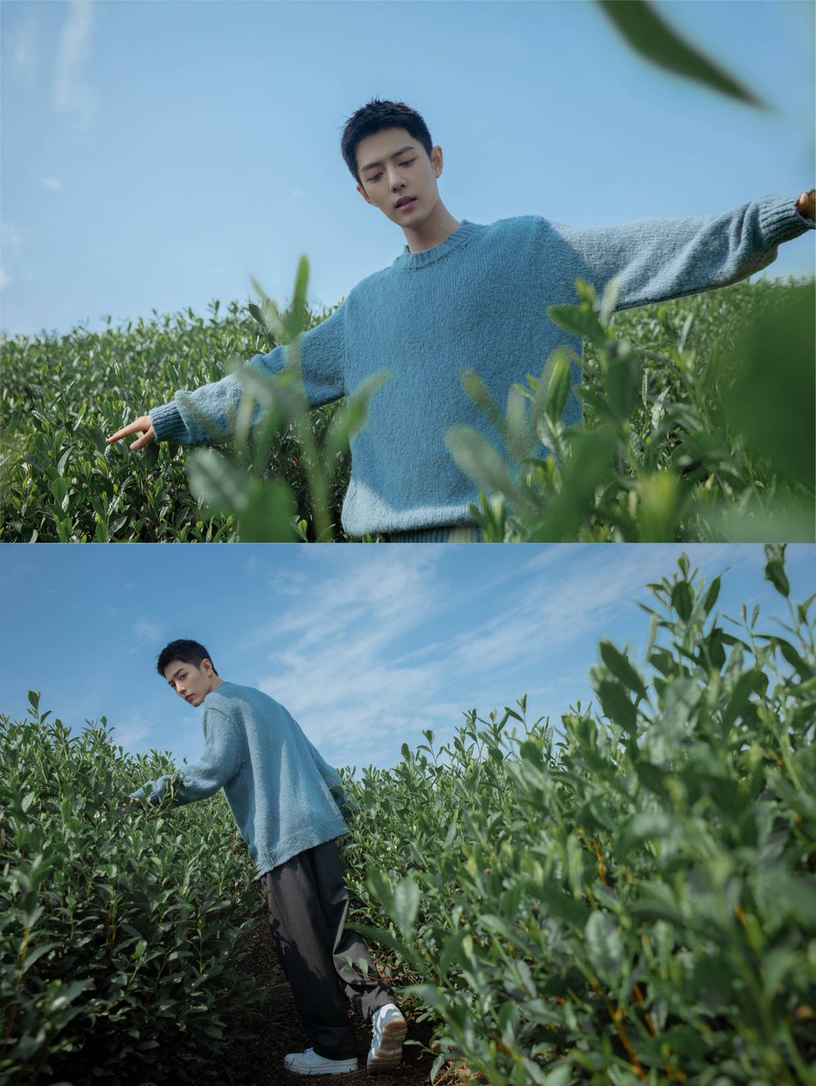 Don't these photos give you the same vibe that the first time went to DDU in the flower field?