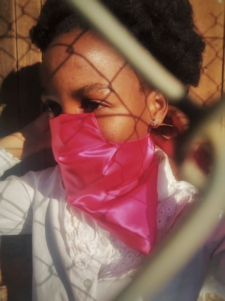 Bududur's tweet photo. Masks don't have to be boring
Safety first.
#Masks #COVID19 #satin  #pink https://t.co/eMBHiLfRzd