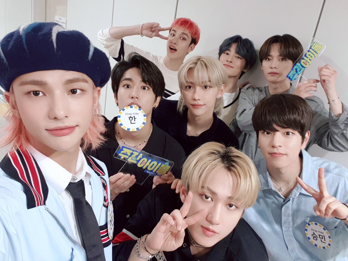 day 278 i just want to give you all the positivity and love in this world. i want you guys to know how special you are to me even if i only get a second. in the end you mean the world to me and no words can explain that. @Stray_Kids  #StrayKids  #IN生  #INLIFE