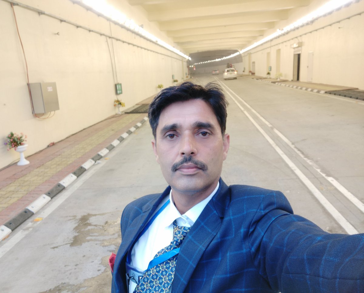 AnilSha36045374's tweet photo. @ ......ATAL TUNNEL ROHTANG https://t.co/N0JXb6RYog