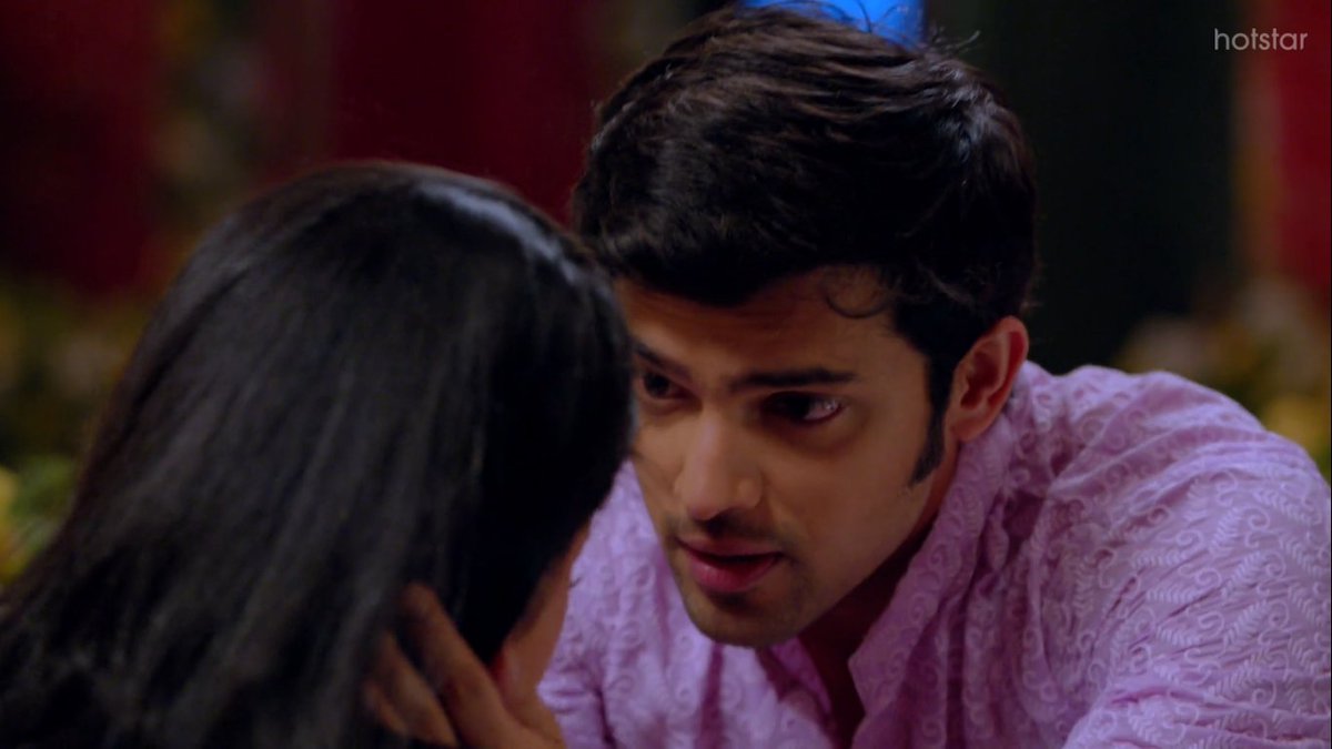  #KasautiiZindagiiKay Mohini apologizing profusely to her son  #AnuragBasu! Ranting that she kept on failing as a mother, as a woman n she does not know how to redeem herself n Anu consoling her!  @StarPlus  @ektarkapoor  #ParthSamthaan