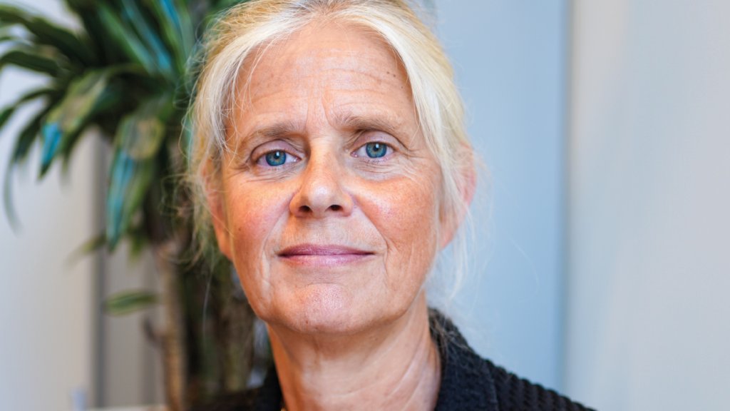MDL-arts prof. Janneke van der Woude vindt dat elke patiënt met IBD voorlichting moet krijgen over vruchtbaarheid en zwangerschap en vertelt daar over tijdens een podcast over IBD en Zwangerschap.
spr.ly/6016GIV7m