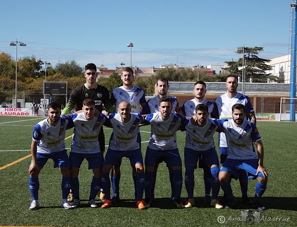cfcanonja's tweet photo. 📣 1r EQUIP: ➕1️⃣ Empat a 0 del nostre amateur al primer partit de lliga davant la @CFPoblaMafumet B. 

Ara ja toca pensar en la pròxima jornada, on visitem al @AtlRodadeBara . 

Continueu treballant així! 

Som-hi nois! 💪🏼

Som-hi Canonja! 🔵⚪️

#2CAT6a #FemPoble https://t.co/slGXylSIqF