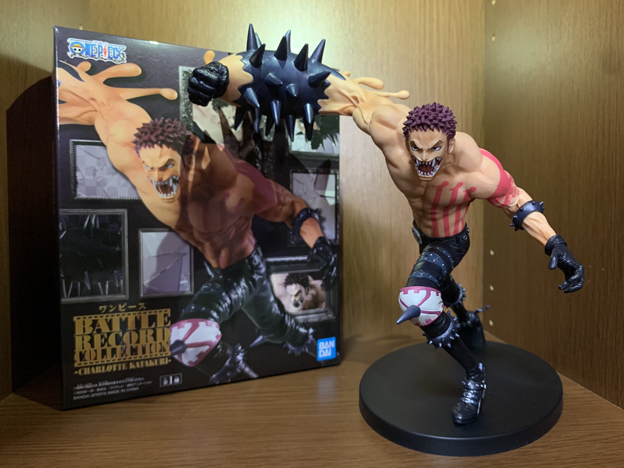 Kei One Piece垢 Pa Twitter Battle Record Collectionのカタクリフィギュア開封 ルフィとのバトルで繰り出した最後の一撃 斬 切 餅 を再現したフィギュア 右手のトゲトゲが想像以上に大きくてびっくり 触るとめっちゃ痛い 腹斜筋も凄まじいし 右