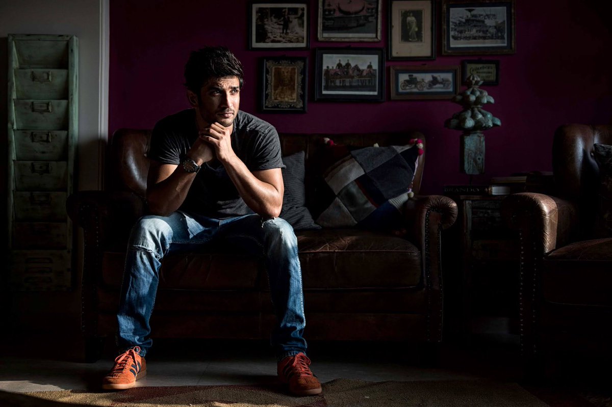 NarayanAlmighty's tweet image. Pta nh kiu I don&apos;t know why I don&apos;t feel like listenng  &amp;amp; watchng any Bollywood song &amp;amp; movie even if it is retro.
Really Sushi shayd sari ronak tum se hi thi, u gone ,d  charm gone .

Mehndi rang lati h sukh jane k bad,
Kisi ki yad ati h usk bichad jane k bad.
#SudhirGuptaSoldOut