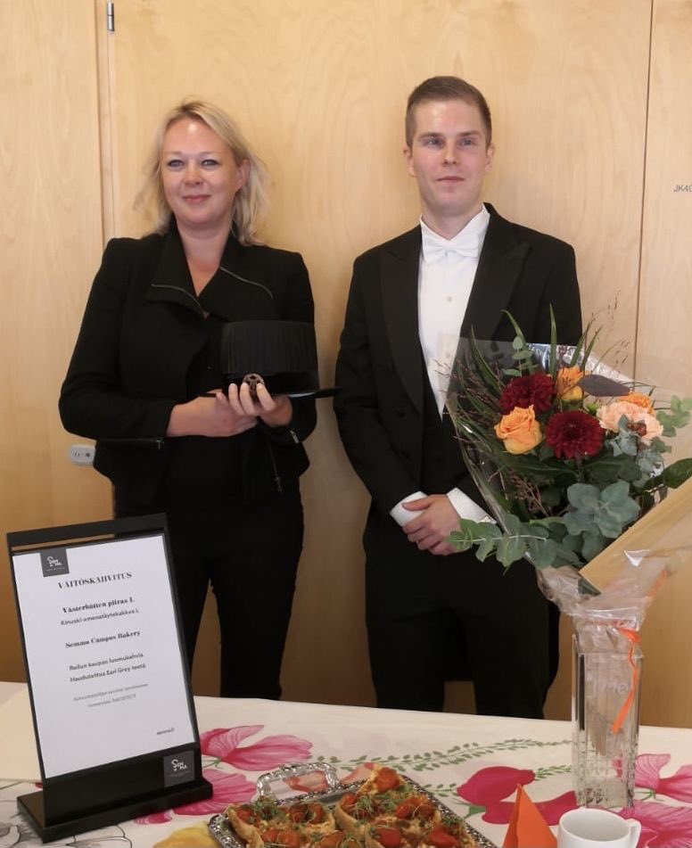 ProfConsumers's tweet image. Thrilled that Matias Lievonen supervised by Prof Vilma Luoma-aho and myself has defended his PhD at Jyväskylä University, Finland.

Matias’ research on social media consumer engagement finds that negative engagement is not always harmful to brands. #retail #jsbe
#AcademicChatter