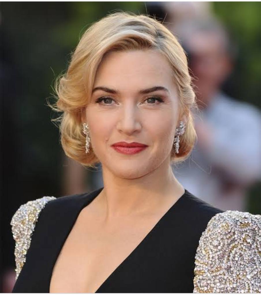 Happy birthday Kate Winslet!!!!

One of the most most and leading ladies in Hollywood. 