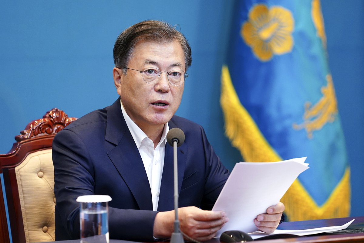 어렵고 불편하더라도 힘을 모아 
확실한 진정세를 이뤄내야만, 
지난 2개월 동안의 코로나 재확산 
위기 국면을 벗어나 
서서히 안정화 단계로 
접어들 수 있을 것입니다. 
민생과 경제회복의 속도도 
여기에 달려 있습니다.