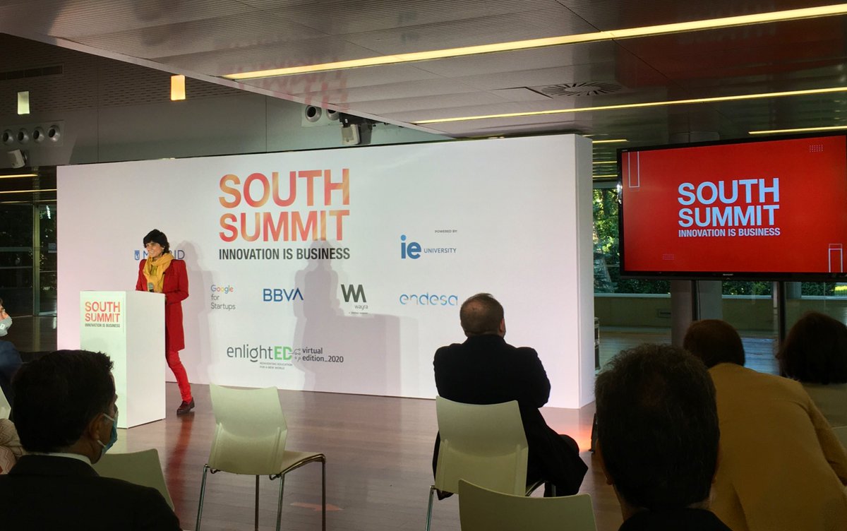 fdo_sandoval's tweet photo. .@mbenjucv gracias por tus palabras para @Endesa. Encantados de estar un año más en #SouthSummit2020
@EnelGroupES @enelstartup
#EnelInnovationHubs #OpenInnovability https://t.co/bYn7ee6x64