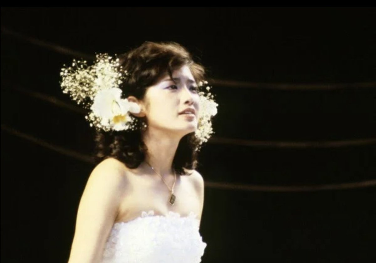 まりお 別垢 今日は百恵さんが マイクを置いた日 あれから40年か ありがとうあなた 山口百恵 山口百恵引退コンサート ありがとうあなた さよならの向こう側 引退から40年 まりお 別垢 今日は百恵さんが マイクを置いた日 あれから40年か ありがとうあなた 山口百恵 山口百恵引退コンサート ありがとうあなた さよならの向こう側 引退から40年