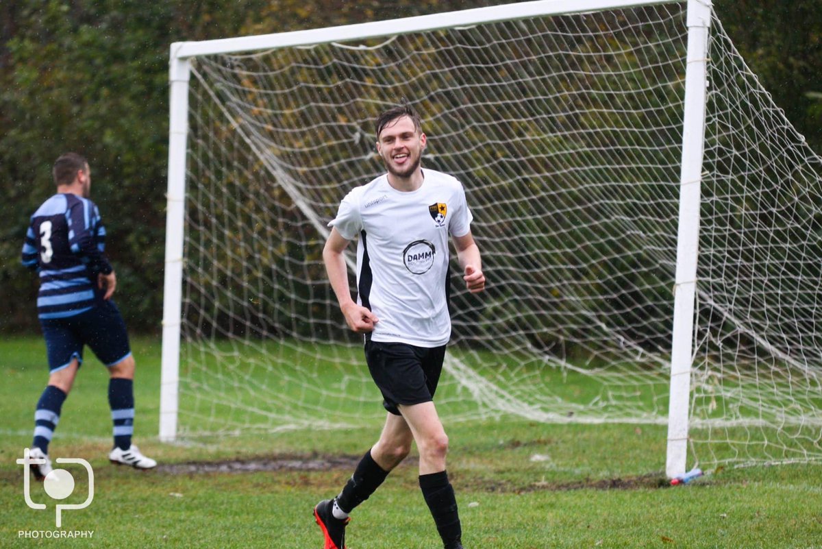 Another 3 goals for this man✅

#UTT