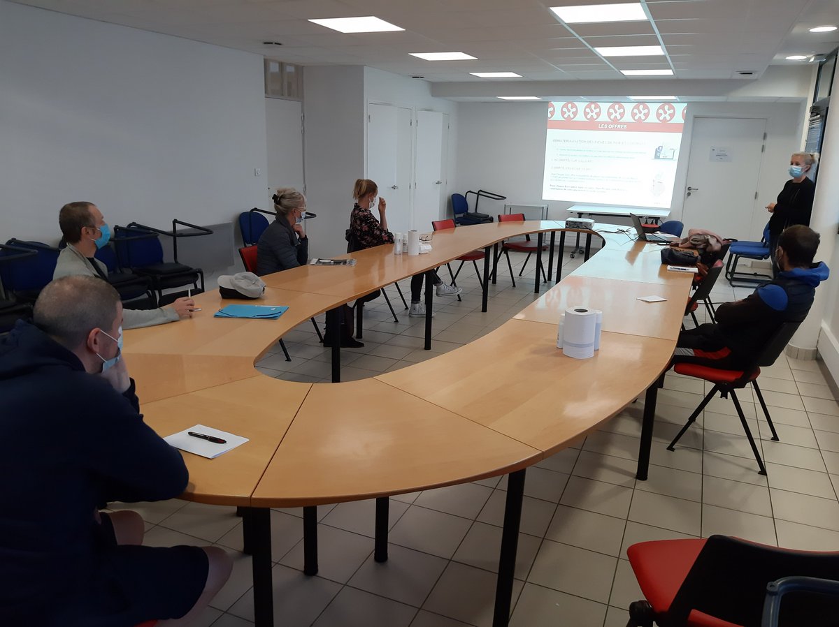 #AvecPoleEmploi Pont l’Abbé, Capitaine Cook recrute ! 👍🗓️ Prochaine session le mardi 13 octobre à la MSAP de Pouldreuzic. #TousMobilisés d’agent.e de production