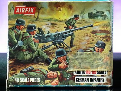 I had hundreds of these... would spend HOURS standing them up as opposing armies - only to knock them down in a minute’s blitz...