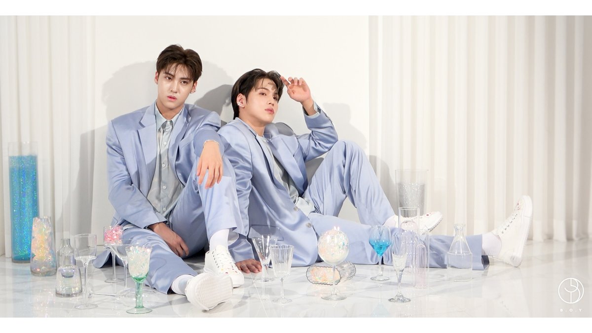 official_bofyou's tweet photo. [🎥]비오브유 (B.O.Y) 'Phase Two : WE' 자켓 촬영 현장 (Jacket shooting sketch)

🔗https://t.co/Pdz33gFRpn

#비오브유 #B_O_Y #BOfYou #김국헌 #KOOKHEON #송유빈 #YUVIN #보고싶다 https://t.co/MoppODau1k