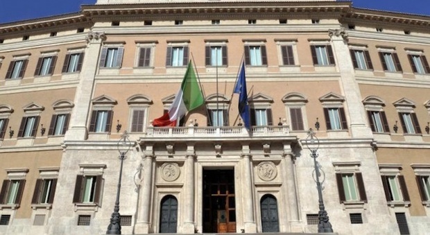 Tutte le novità della legge "semplificazione" per la gestione di #parchi e #areeprotette  Tante cose buone e qualche criticità, serve #dialogo L'analisi dettagliata <a href="/GSammuri/">Giampiero Sammuri</a> #ambiente #biodiversità #natura #legalità  
federparchi.it/dettaglio.php?…