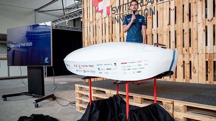 Empa_CH's tweet image. The new Hyperloop Pod "Simona de Silvestro". The Swissloop team completely redesigned its pod and incorporateed more of last year's findings into its development bit.ly/2Gq3dYZ @Sciena_ch #swissloop