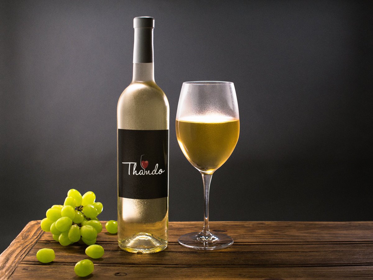 PRODUCT ANNOUNCEMENT 

White Blend Wine: a crisp, balanced acidity with a passion fruit finish on the palate. It blends Chardonnay and Semillon for a flavorful dry white wine

#TasteExperienceDrinkLove
#Stellenboschwine 
#BlackOwnedBusiness 

@NoluthandoYeni @ThandoWinery
