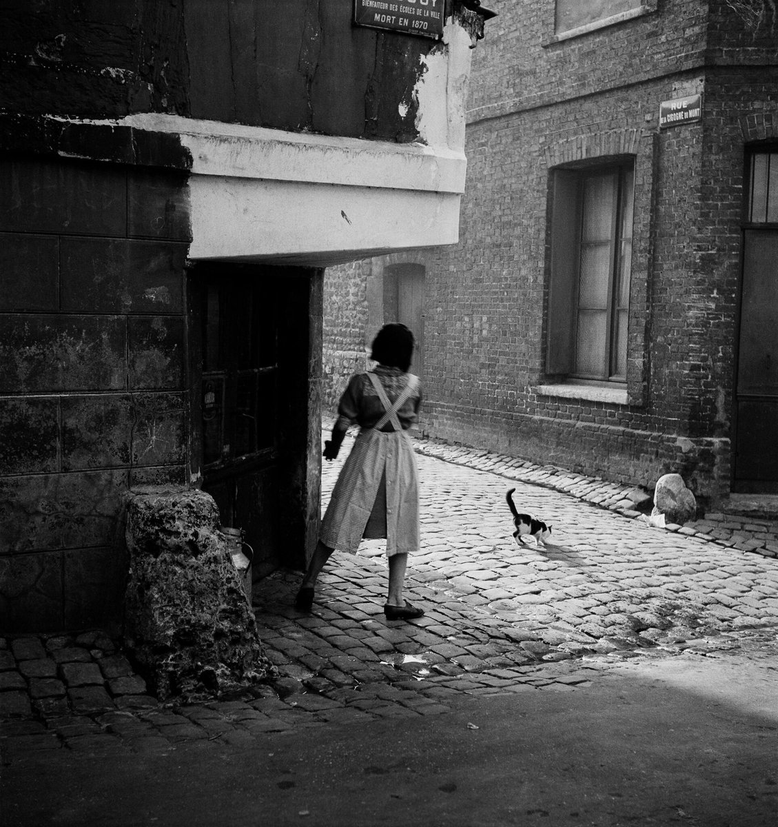 RouenArt's tweet photo. Henri Salesse - Enquête sociologique sur l'habitat défectueux à #Rouen (1951)
(L'enquête sociologique sur l’habitat défectueux à Rouen, intitulée "Taudis" dans les registres de la photothèque du MRU, comprend au total 106 négatifs) https://t.co/fLlrB7X4WI https://t.co/Ds0ZJkIlNc