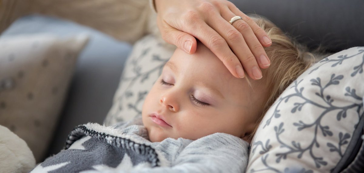 профилактика часто болеющих детей. почему болеют дети. постельный режим у детей. ребенок болеет. нельзя кричать на ребенка чтобы он плакал.