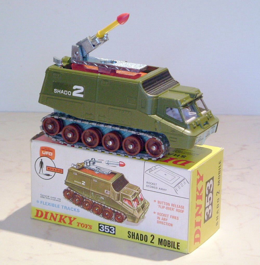 Jesus-H-Christ! I had 2 of these! I loved putting my soldiers on the ‘closed’ top and flipping them to reveal the missile... (just seen the price of it too... )