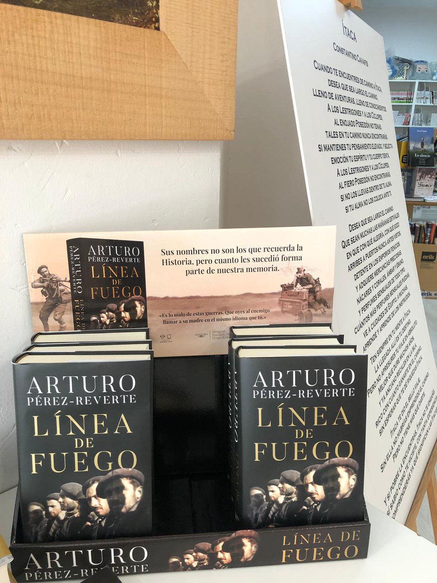 Arturo Pérez-Reverte tweet media