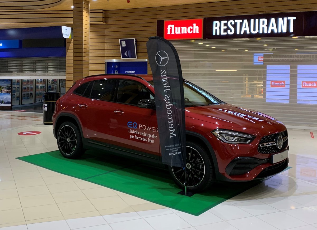 Le Nouveau Mercedes-Benz GLA 250 e EQ Power vous attend au <a href="/CSalanca/">Centre Commercial Carrefour Salanca</a> pour l’élection de la voiture de demain !⚡️
N’hésitez pas à voter pour elle si vous êtes sur place ! 

#MercedesBenz #EQPower #GroupeLG