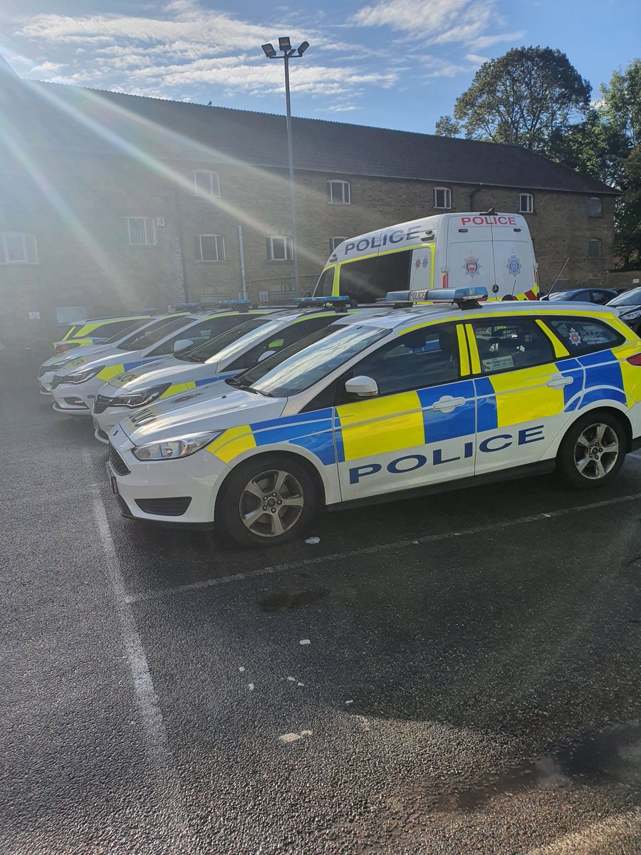 DC_Protts's tweet image. After 7 months, I'm BACK!!!!!!! Very heavily restricted to ensure I'm covid safe -now I just need to find my stuff and remember my passwords 🤣 #lifeofadetective #cancercop #bowelcancer