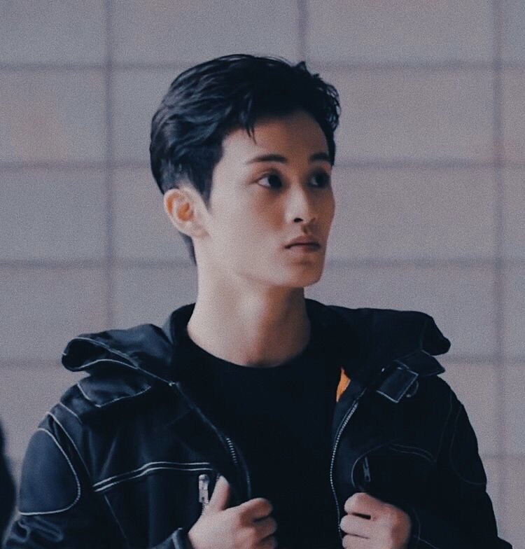chogiwabois's tweet photo. 𝐊𝐚𝐤𝐚𝐤 𝐊𝐞𝐭𝐨𝐬 || NCT Mark AU 

; tentang kisah cinta si kakak ketua osis yang kalau sedang raziaan selalu berubah menjadi menyebalkan. https://t.co/UfwlxhC1W0